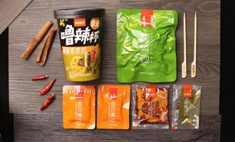 “嚕辣杯”世界杯期間“C位出道”，良品鋪?zhàn)尤绾谓璐驣P玩轉(zhuǎn)新零售？