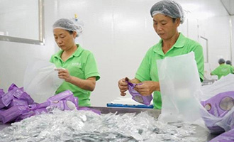 零食企業(yè)與時(shí)間賽跑贏取“新鮮度”，自建基地供應(yīng)堅(jiān)果